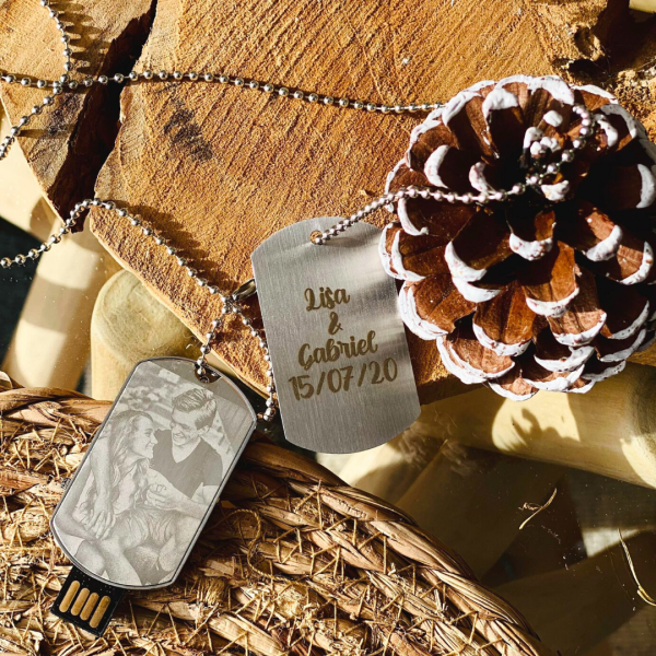 16 GB military dog-tag style USB stick customised with photo 16 GB military dog-tag style USB stick customised with photo