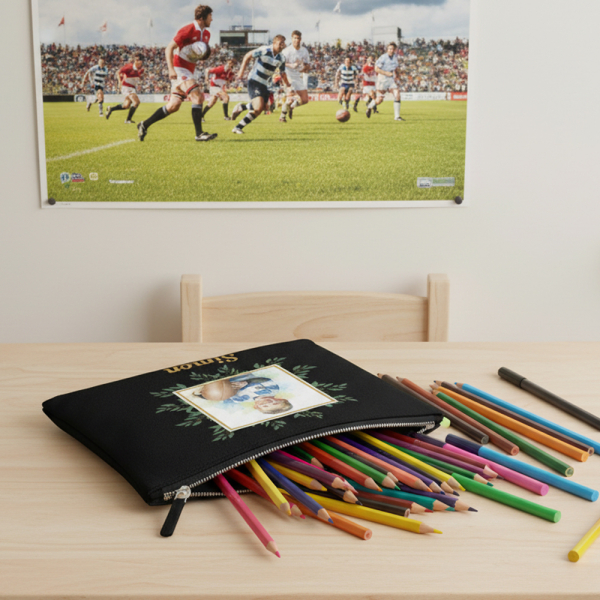 Portrait pencil case in a plant frame Portrait pencil case in a plant frame