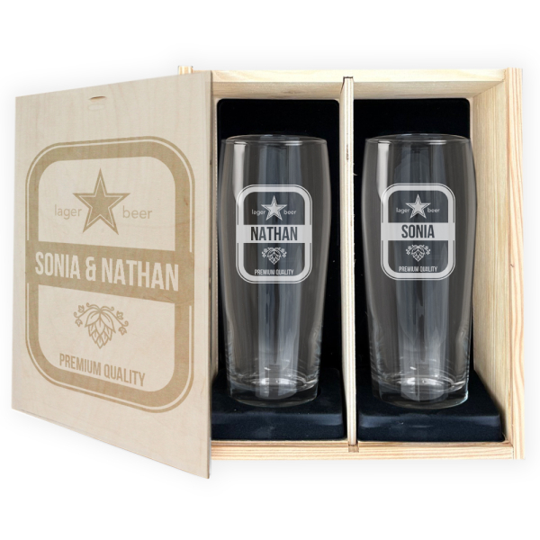 Set of 2 beer glasses with personalised name Set of 2 beer glasses with personalised name