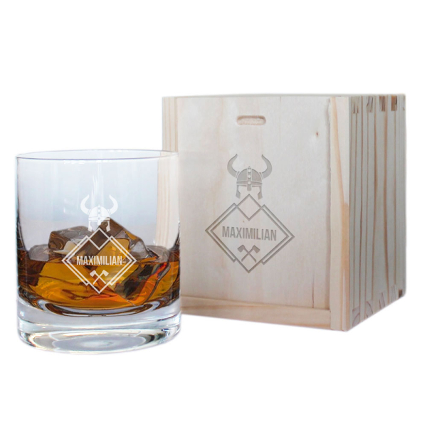 Whisky glass with an engraved name Whisky glass with an engraved name