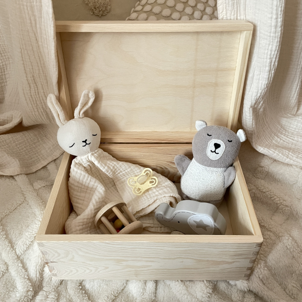 Engraved storage box panda