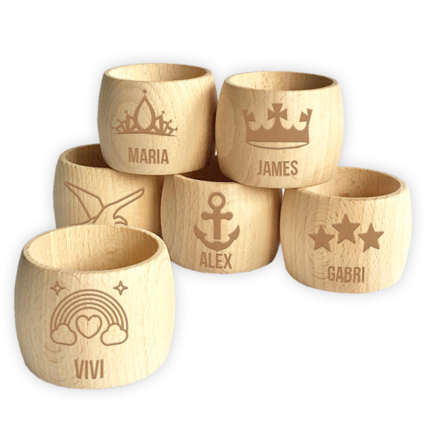 Napkin ring with name and design