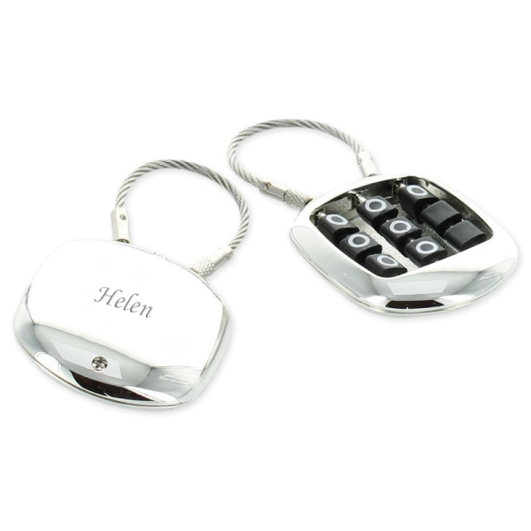 Personalised tic tac toe keyring