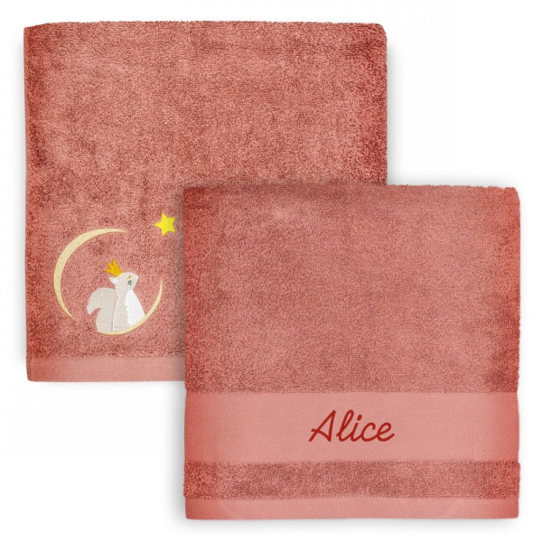 Personalized children's towel 70 x 140 cm  Marsala Squirrel