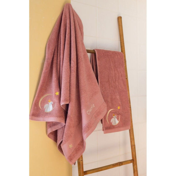 Personalized children's towel 70 x 140 cm  Marsala Squirrel