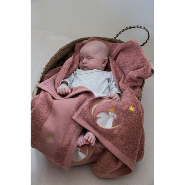 Personalized children's towel 70 x 140 cm  Marsala Squirrel