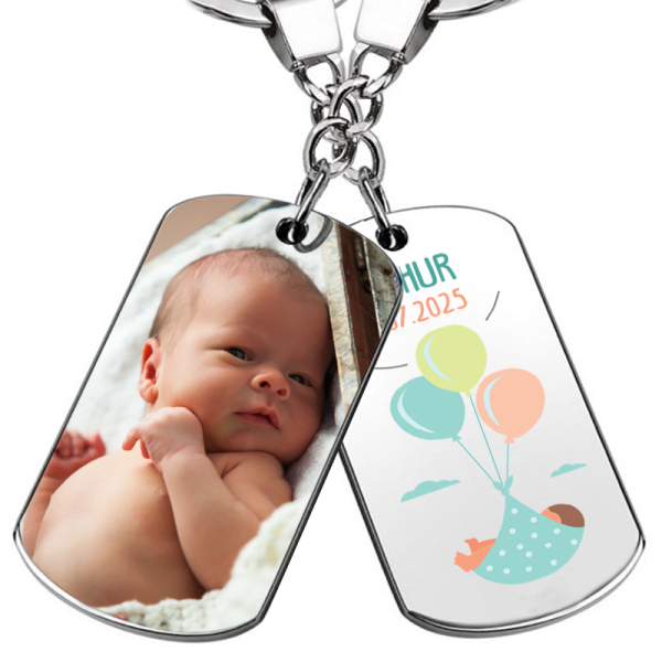 Personalized birth keyring with a photo