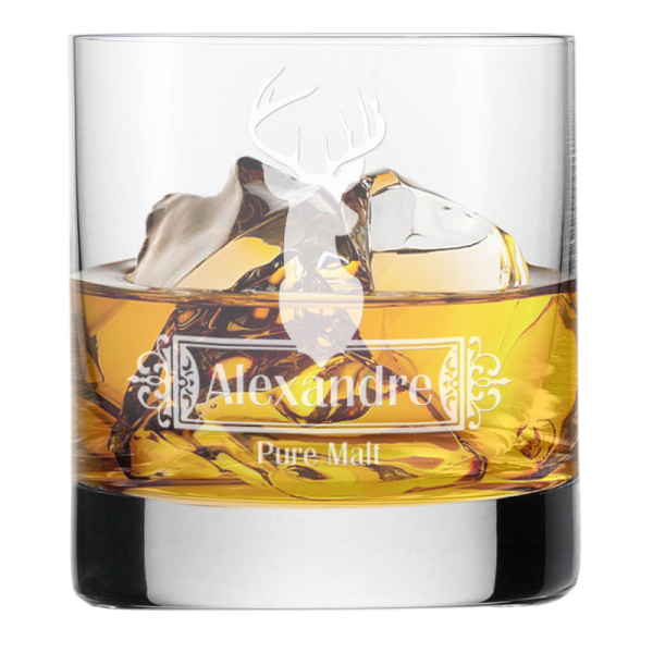 Engraved whisky glass with stag