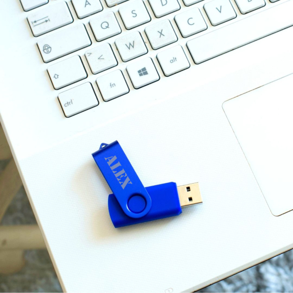 32 GB coloured customised USB stick with name